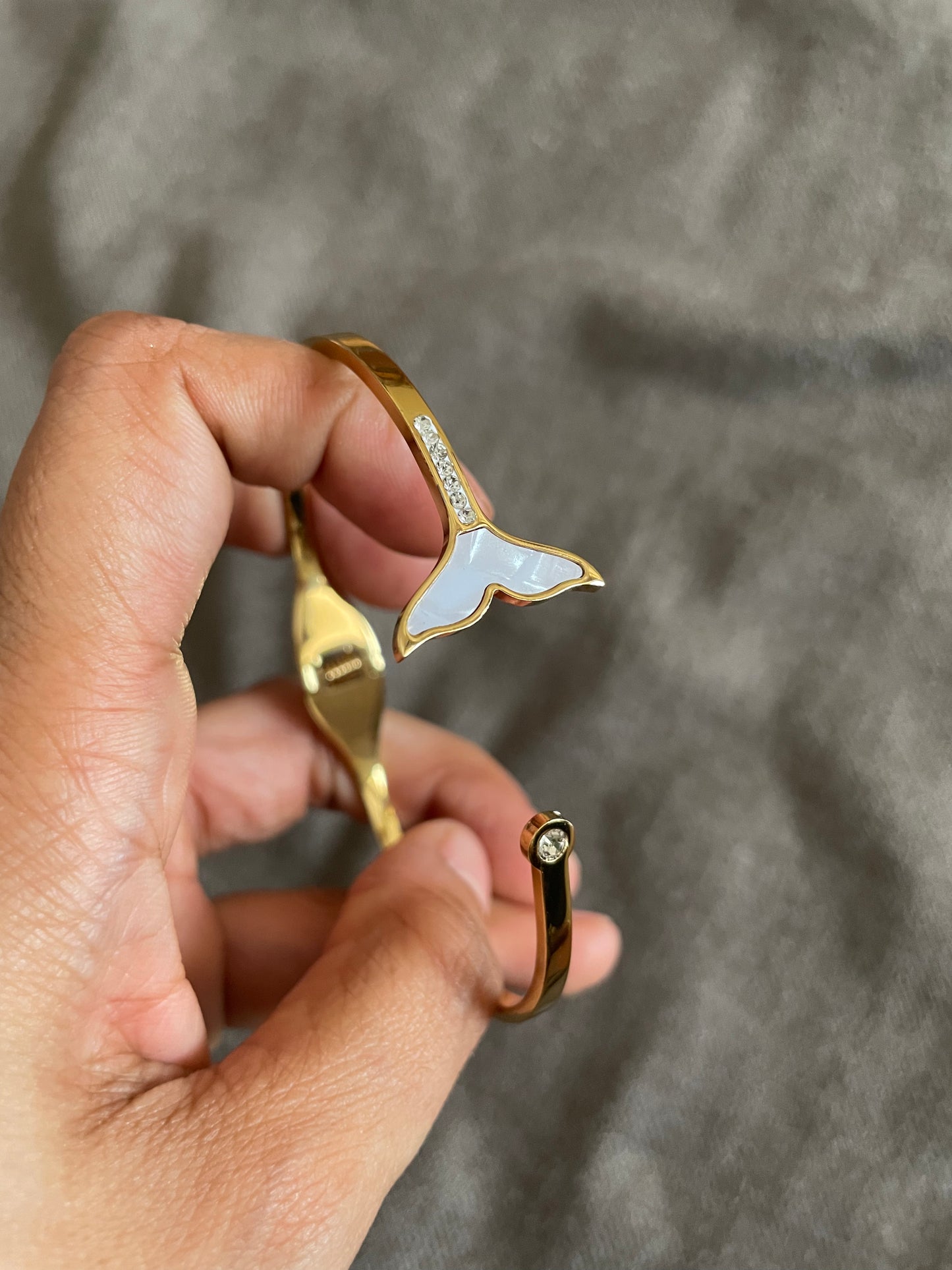 Ocean Tail Crystal Bangle