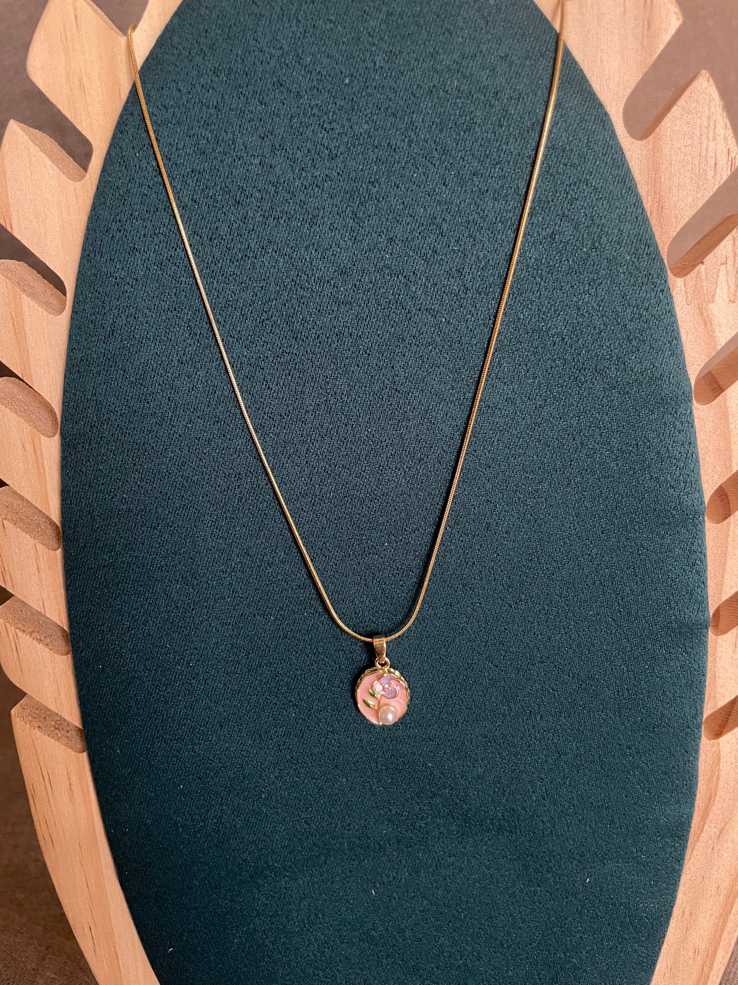 Petal Dream Vintage Pendant Necklace