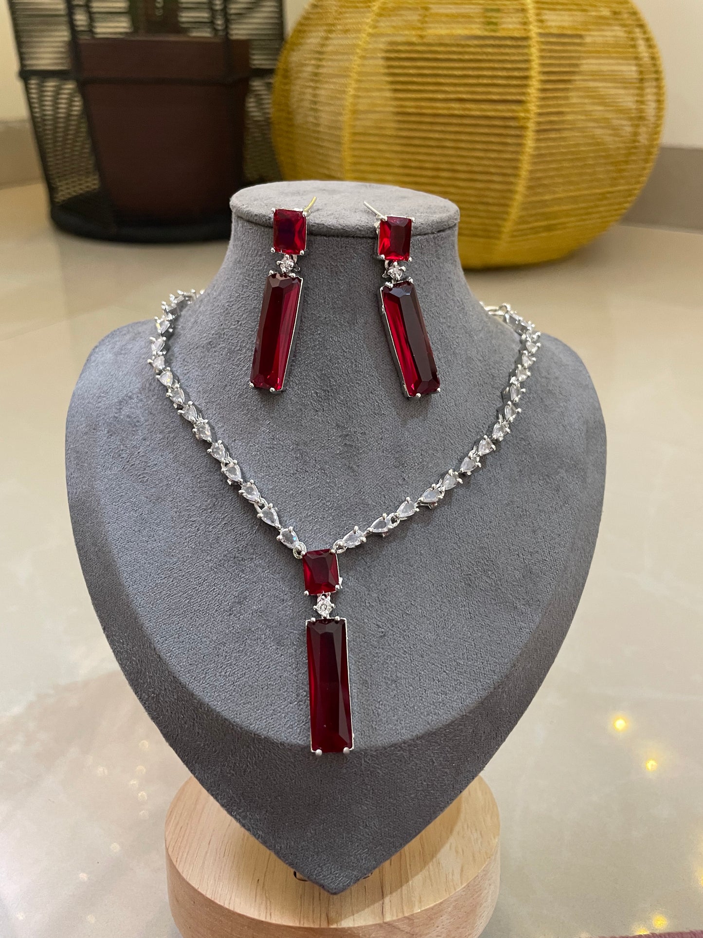 Opera Luxe AD Necklace Set