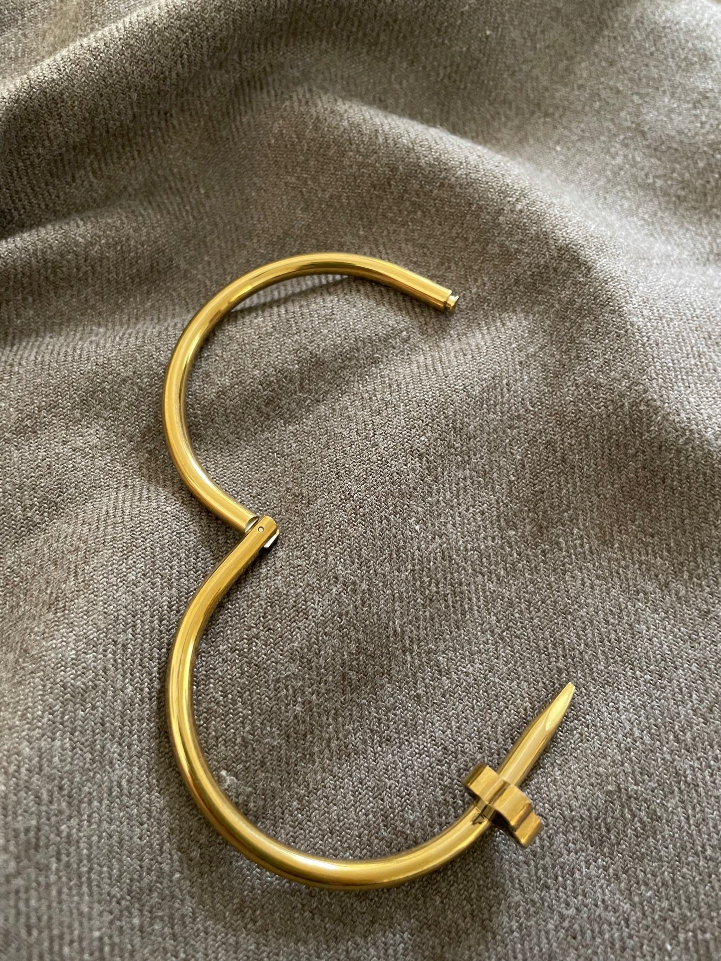 Lucky clover bangle