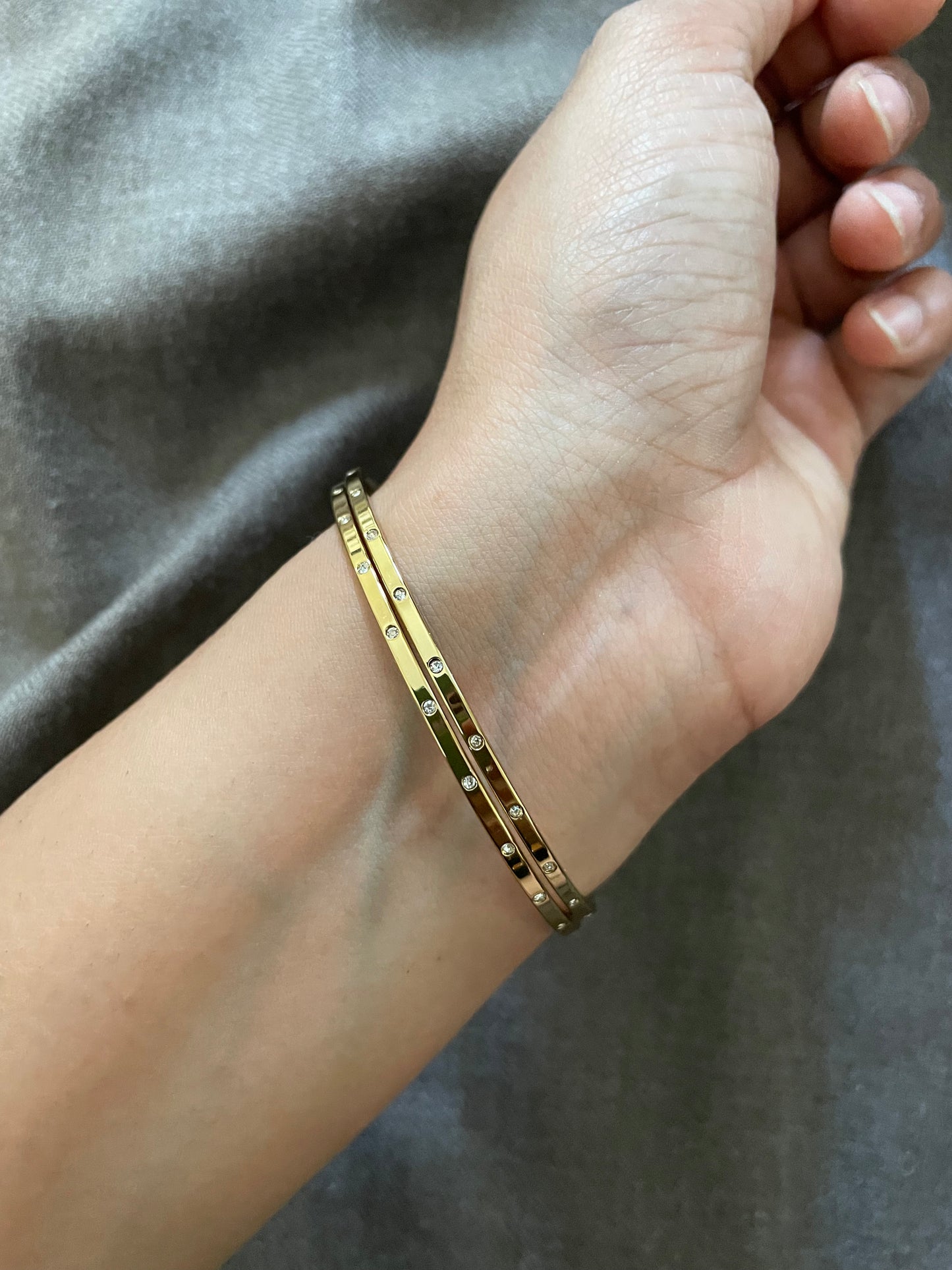 Luxe Linea Bangle