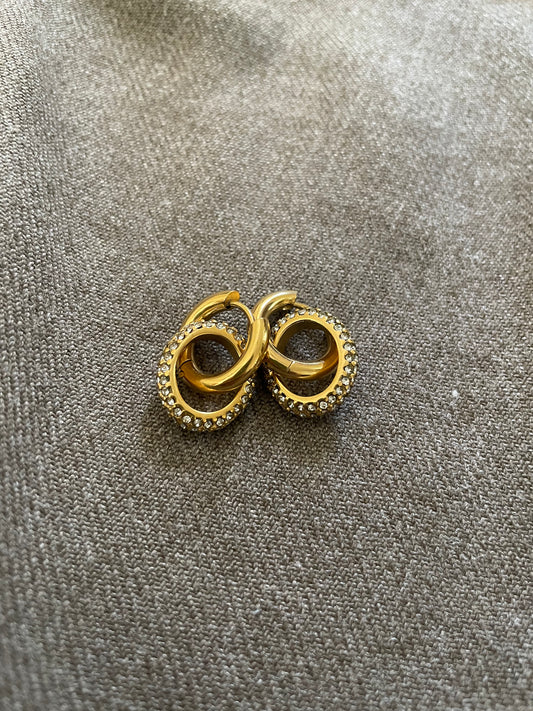 Stellar Interlock 2 in 1 Hoop earring