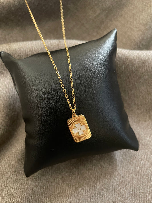 White radiant clover necklace