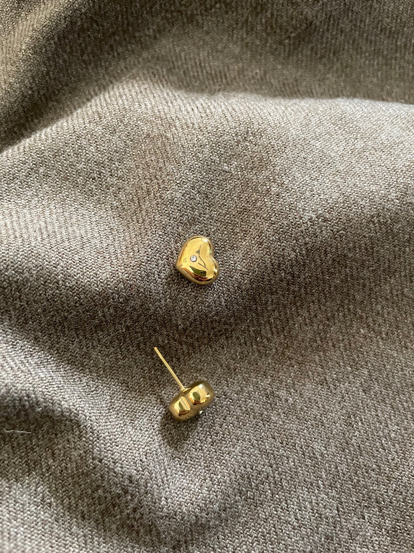 Eternal Heart Gold Studs