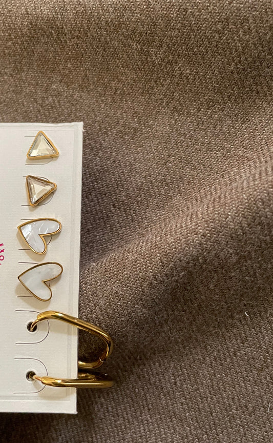 Love Earrings set