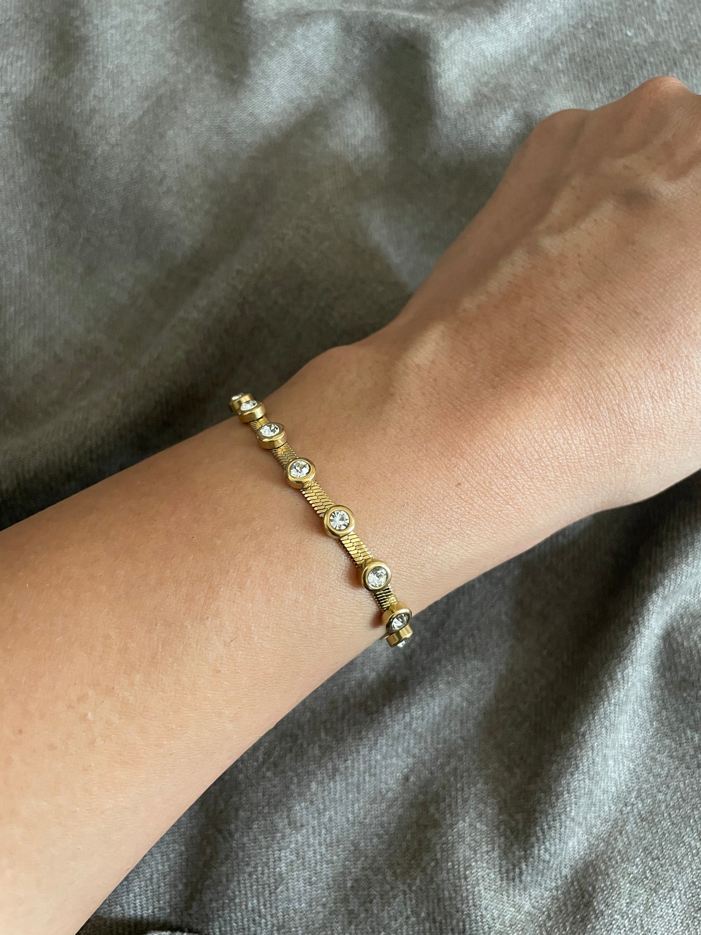 Elegant Bezel-Set Crystal Tennis Bracelet