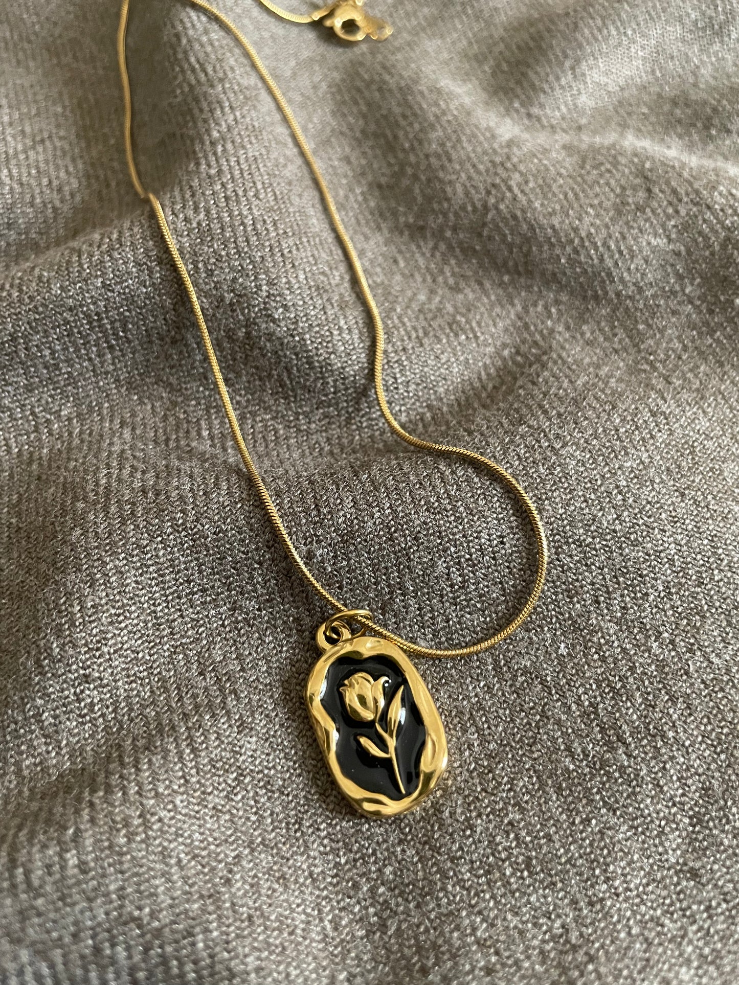 Noir Tulip Wax Seal Pendant Necklace