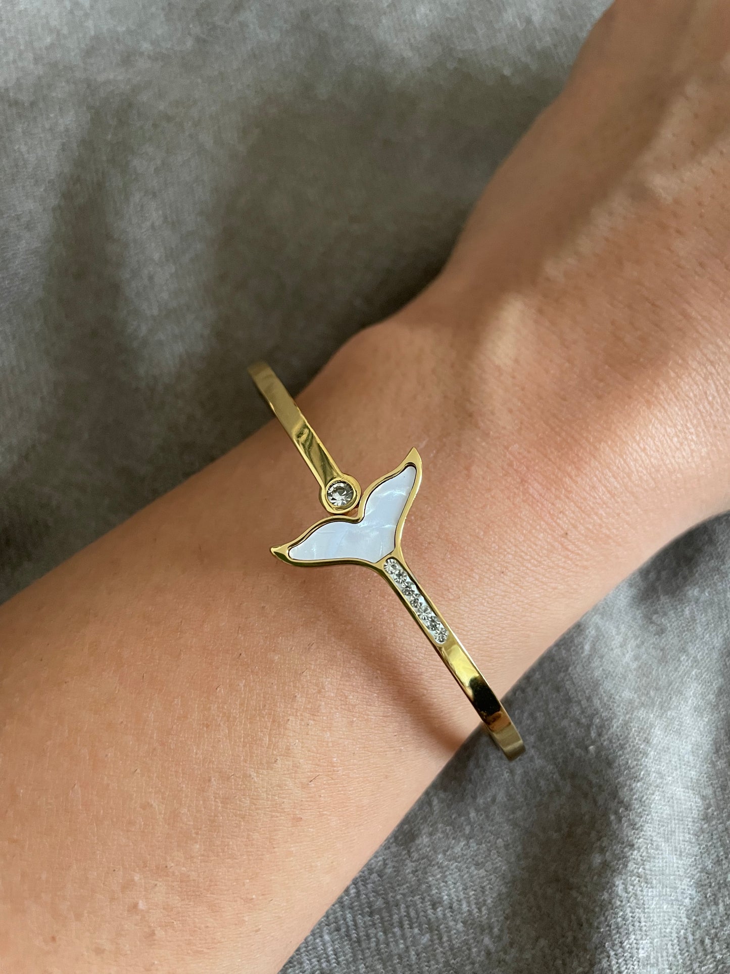 Ocean Tail Crystal Bangle