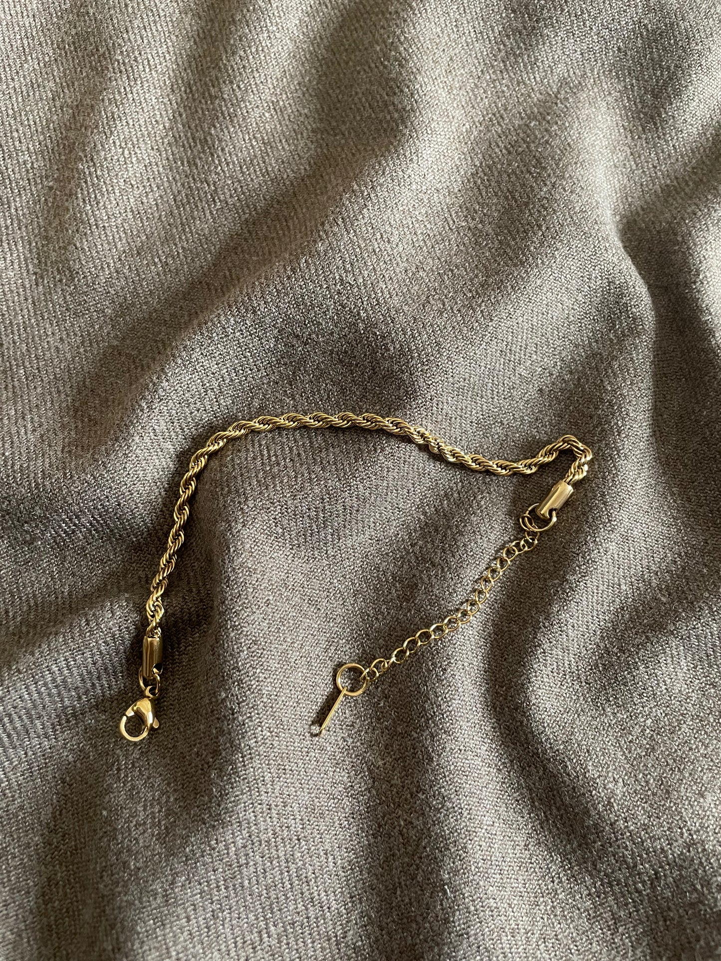 Classic Gold Rope Chain Bracelet