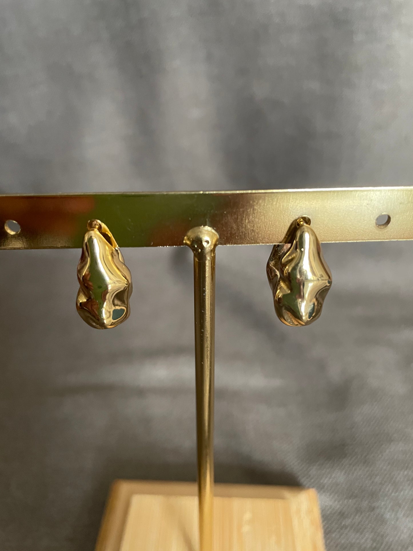 Luna Melt Abstract Hoops