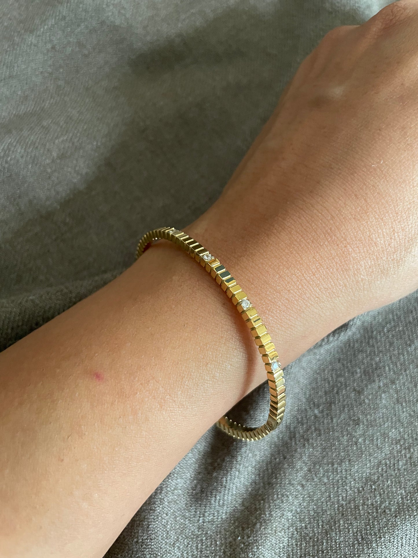 Minimalist Cubic Link Bangle