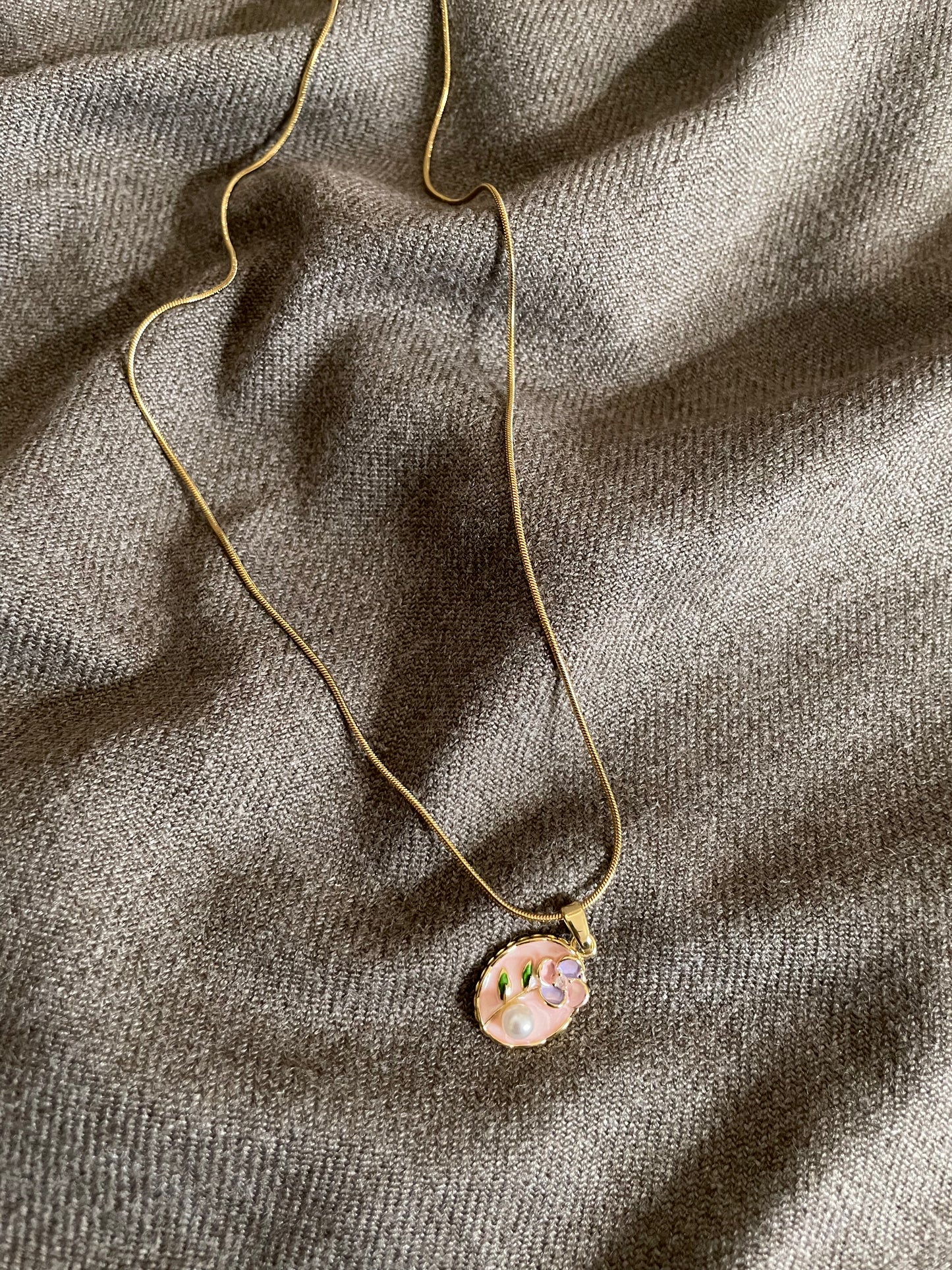 Petal Dream Vintage Pendant Necklace