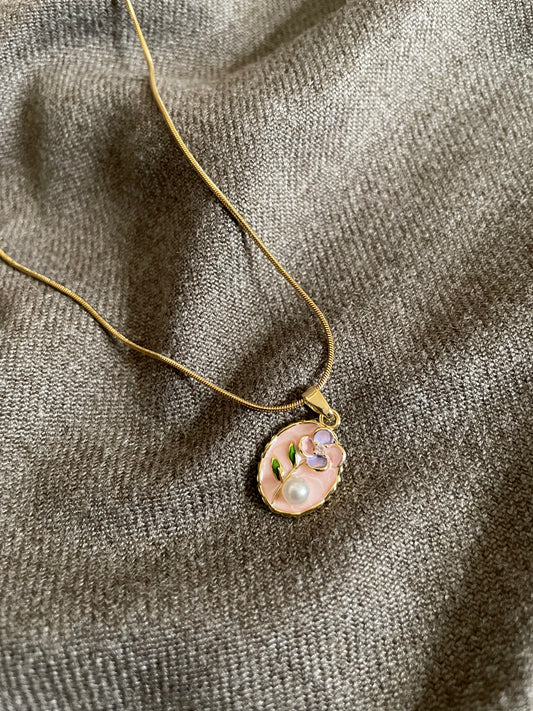 Petal Dream Vintage Pendant Necklace
