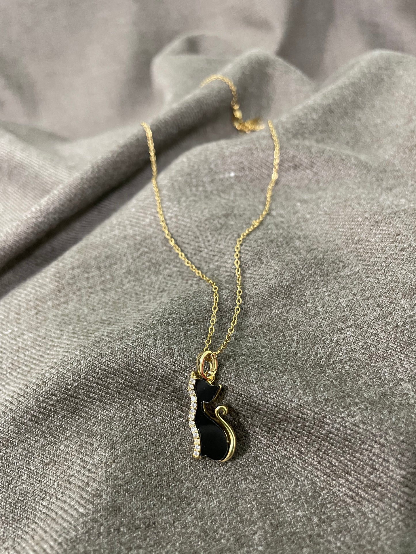 Black Kitty Zirconia Pendant Necklace