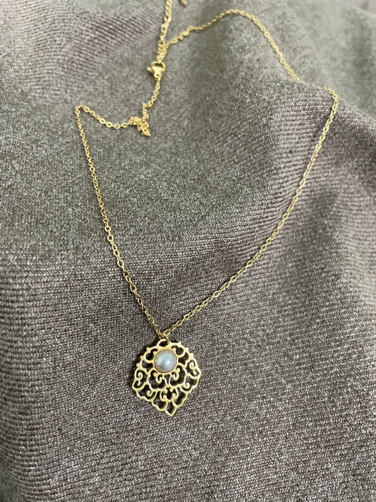 Moonlit Filigree Pearl Pendant Necklace