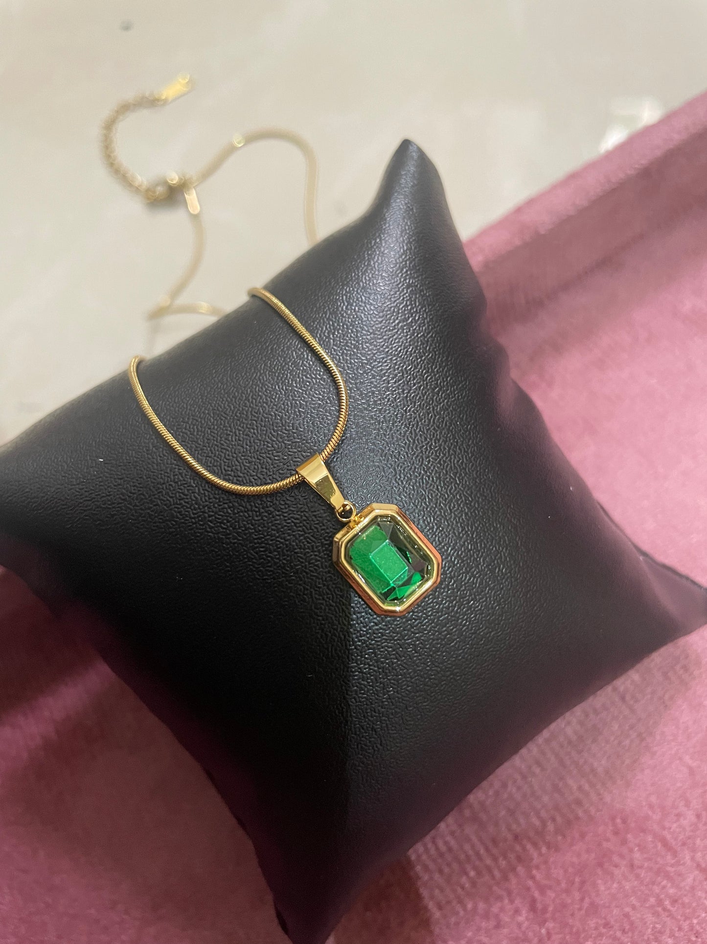 Emerald Radiance Solitaire Pendant