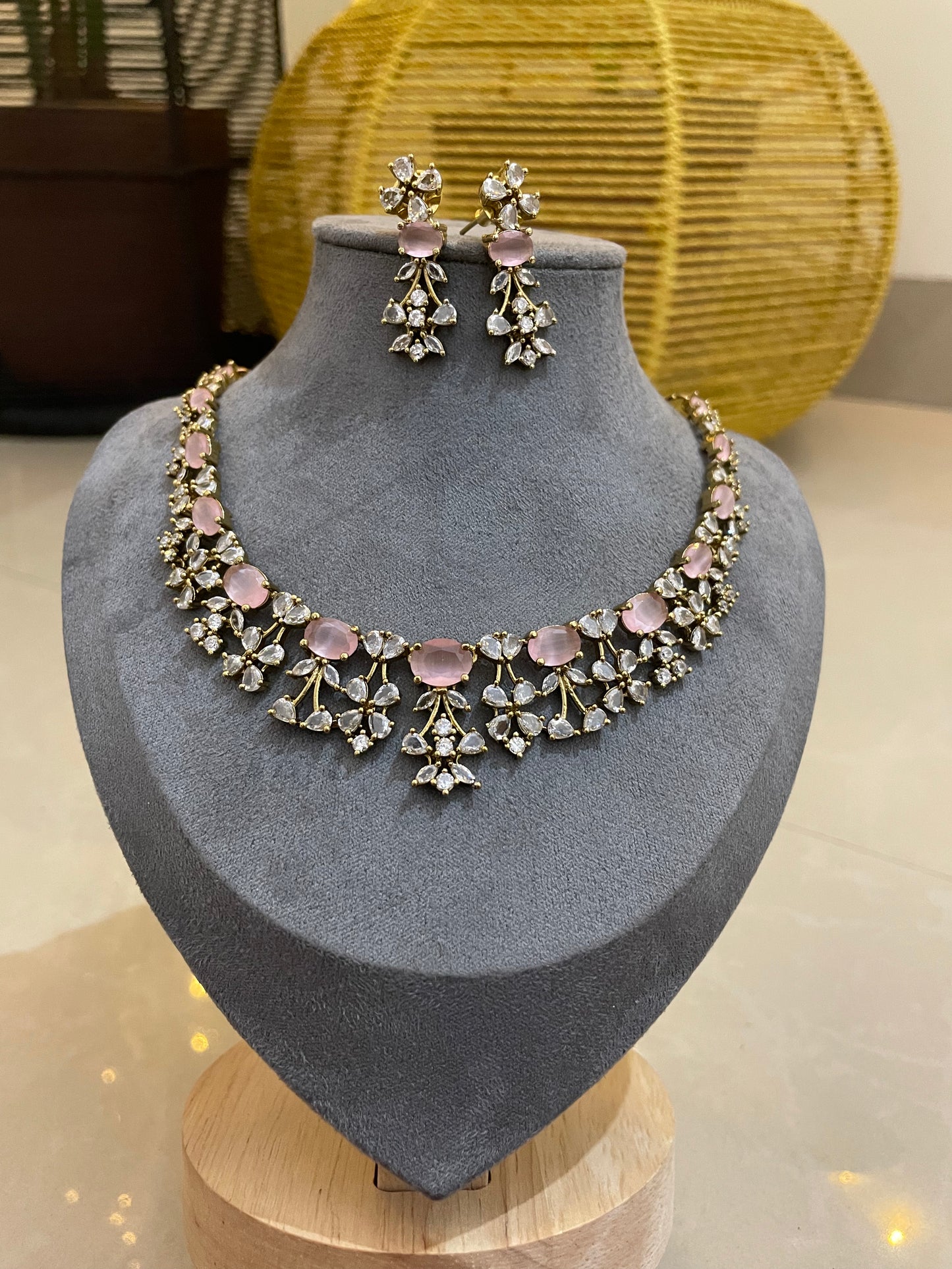 Selena Blossom AD Necklace Set