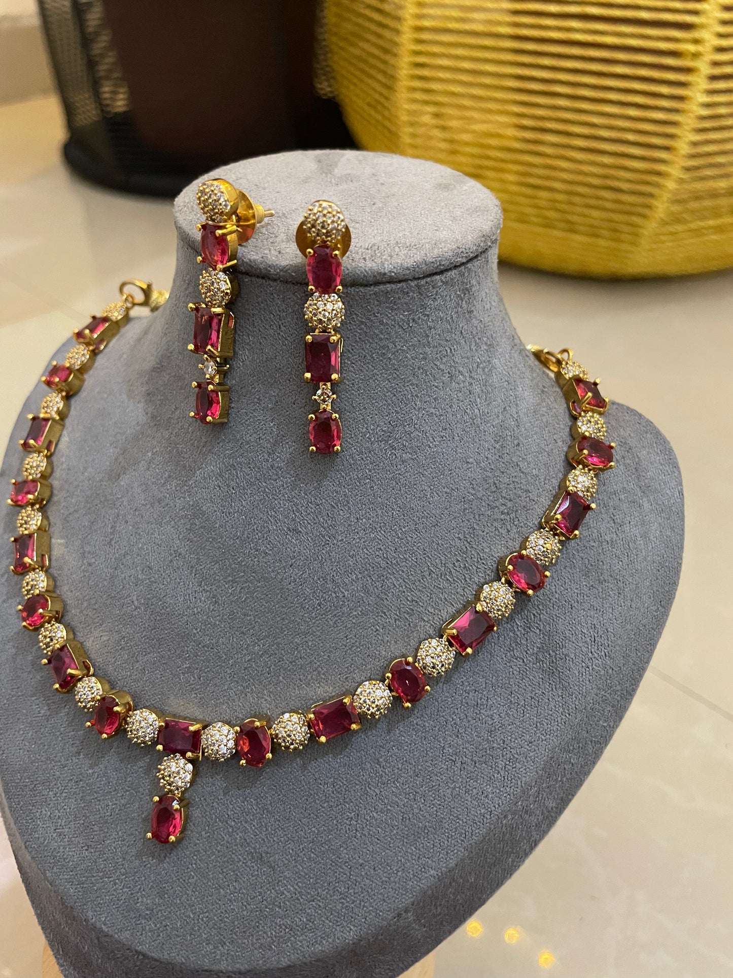 Aurelia Luxe AD Necklace Set