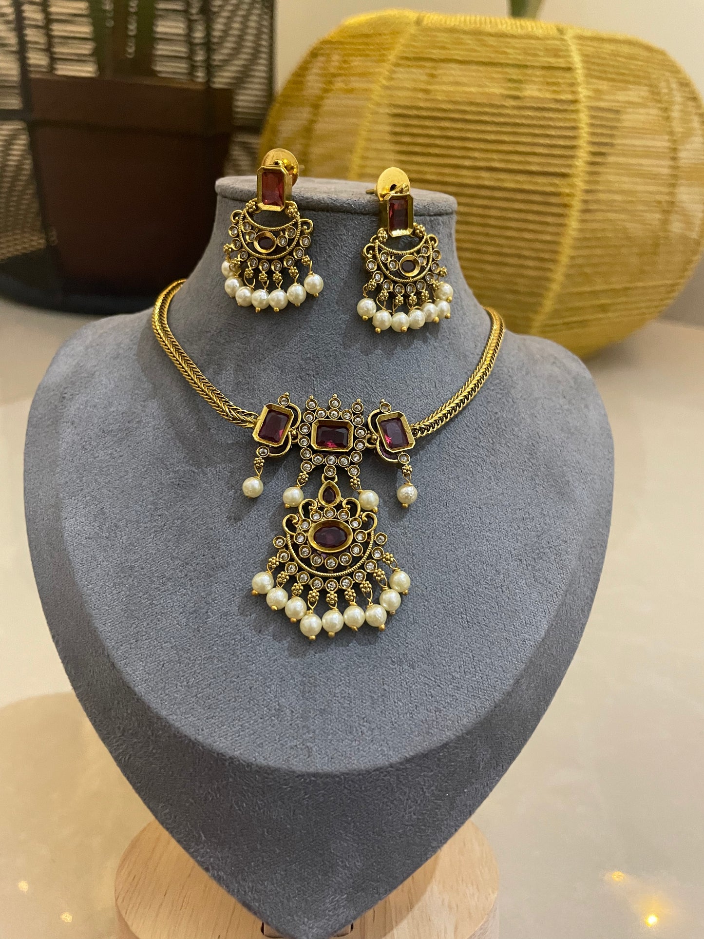 Nayra Heritage Pearl Choker Set