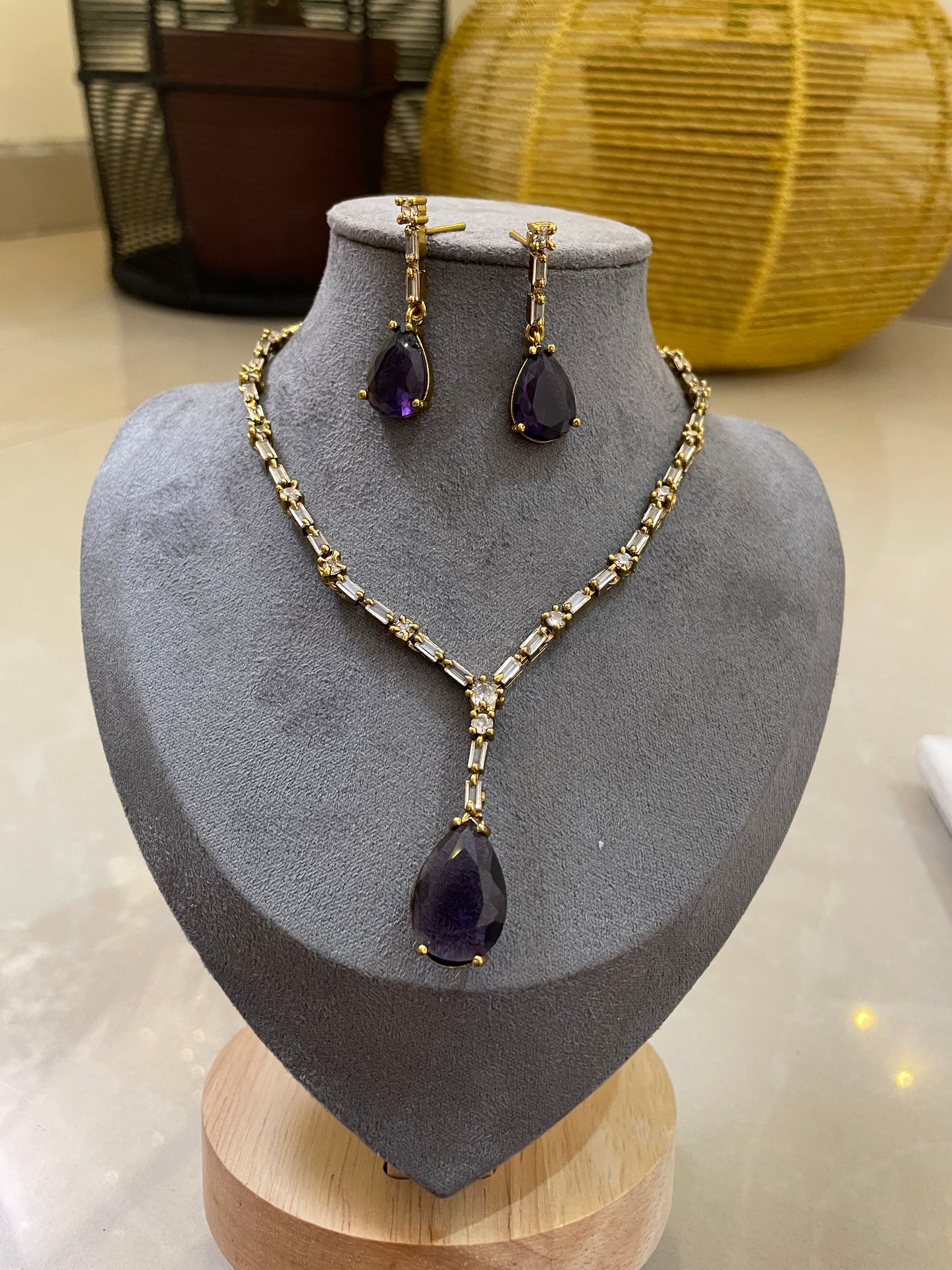 Aria Drop AD Necklace Set