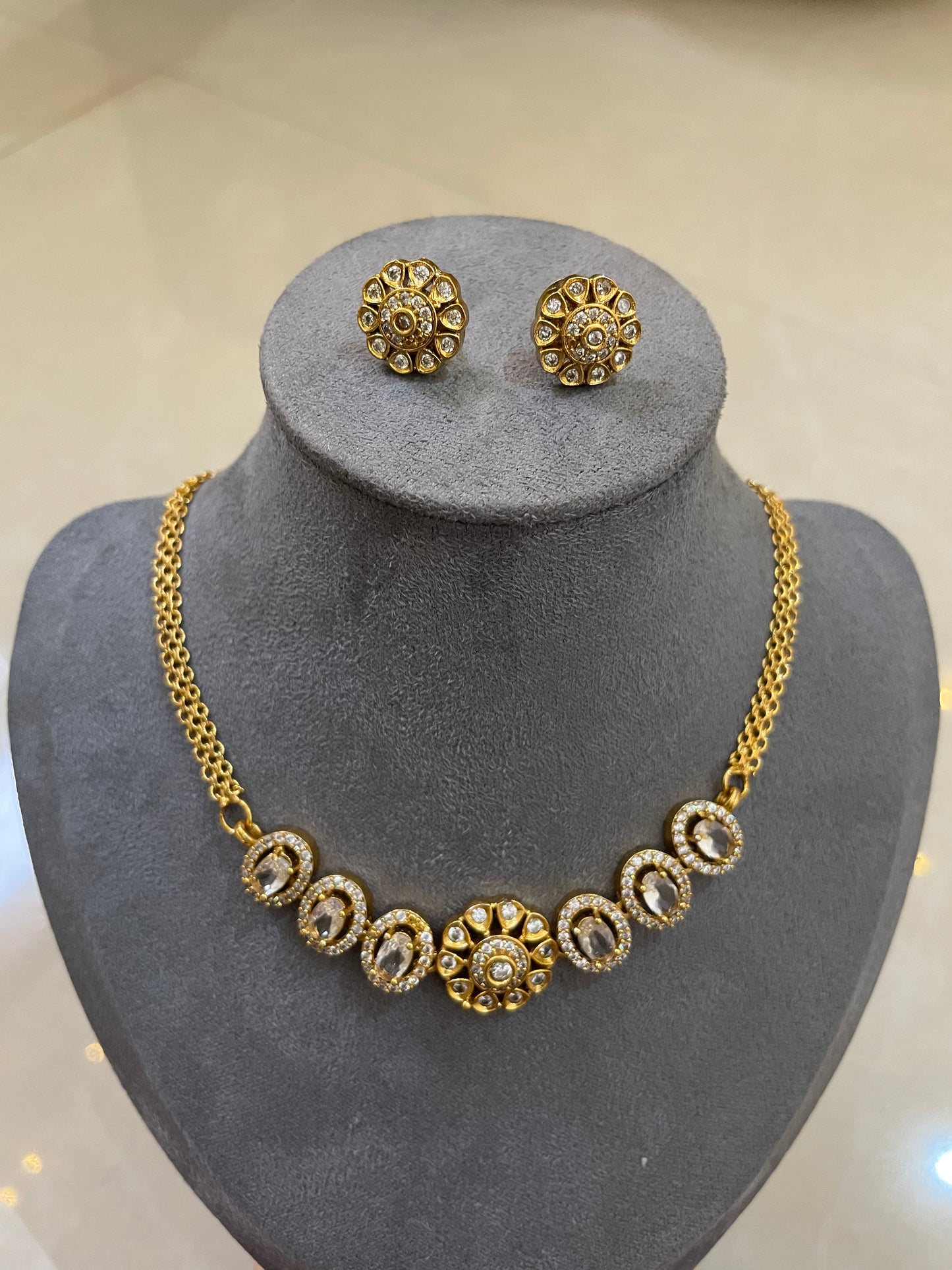 Florence Vintage Halo Necklace Set