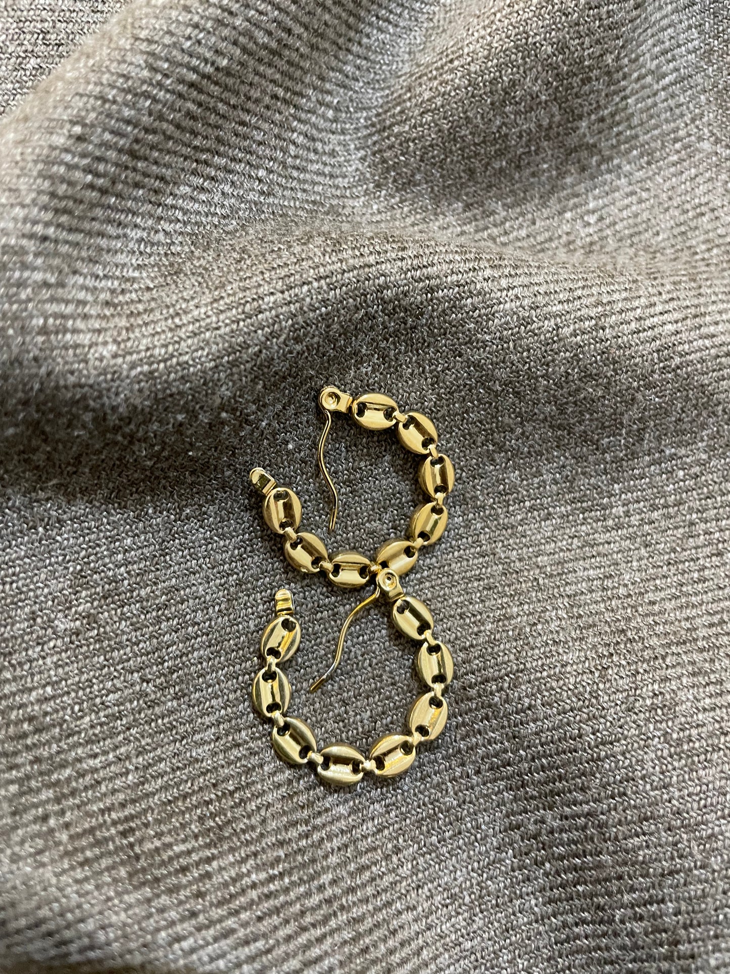 Chain Elegance Hoops