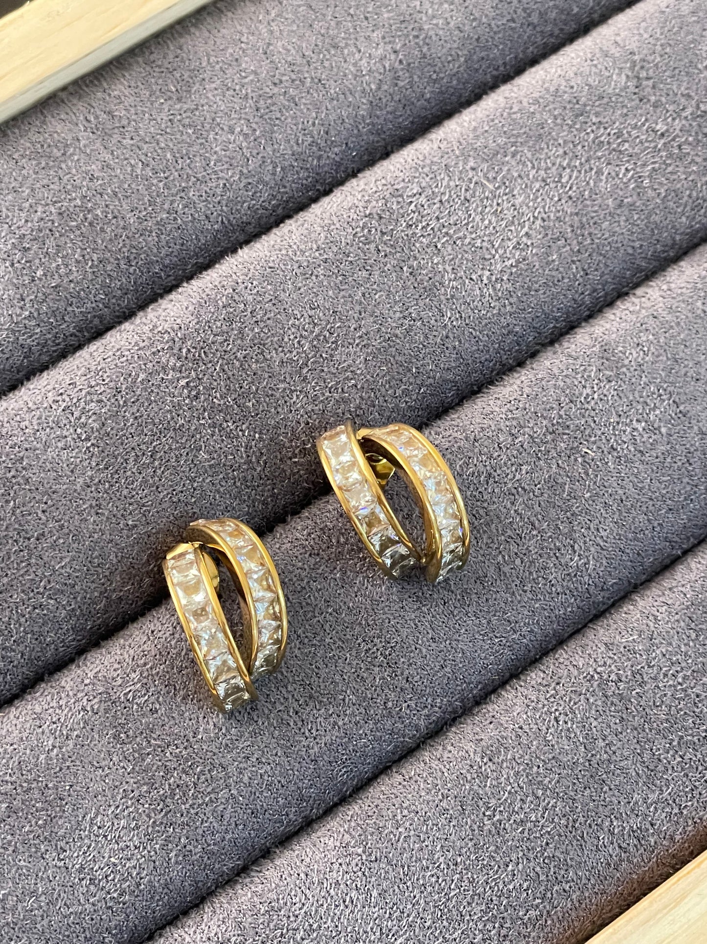 Glimmering Arc Double-Band Studs