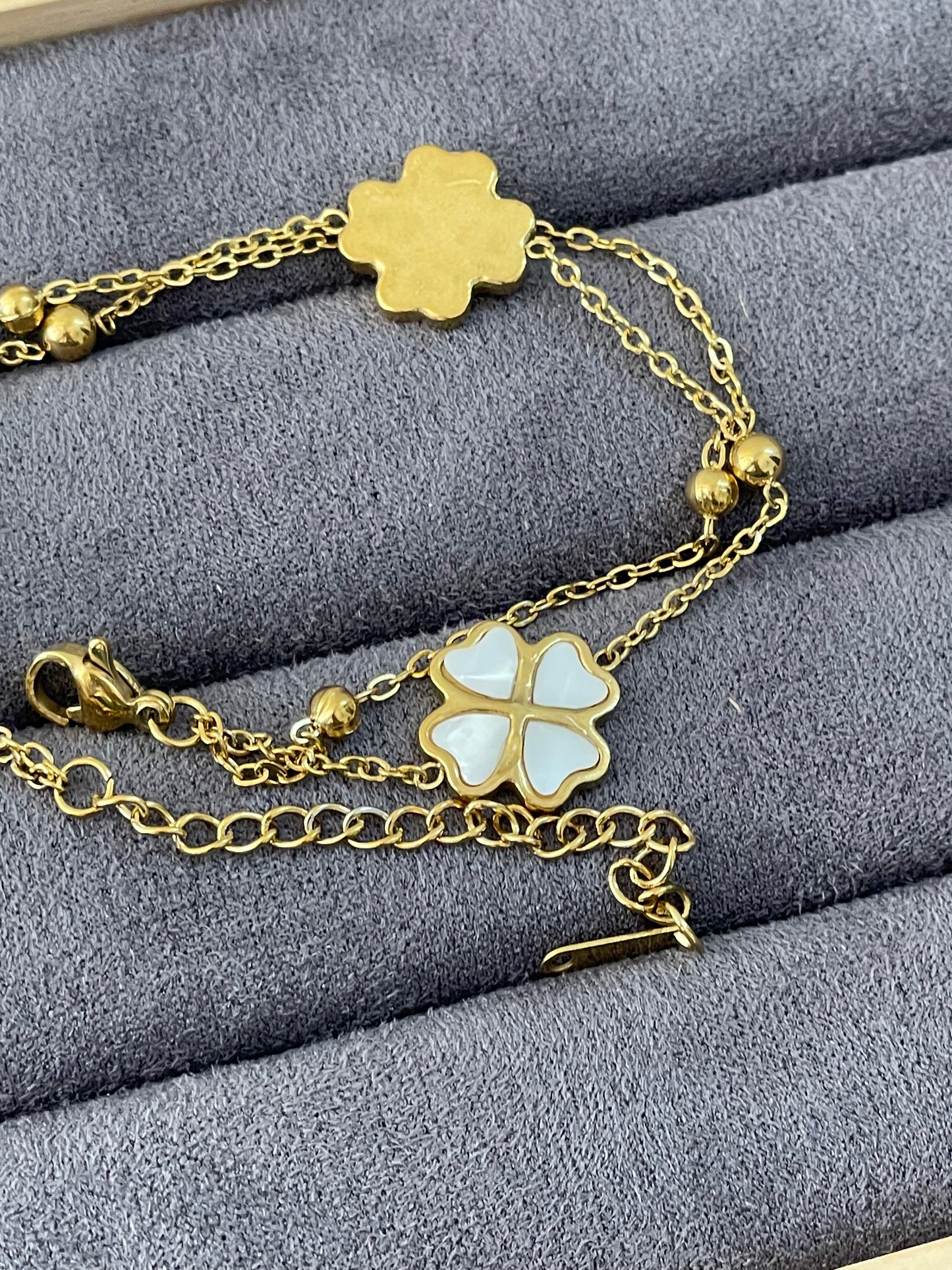 White Clover Mother-of-Pearl Bracelet